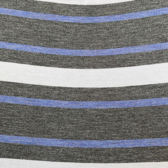 LulaRoe Striped & Printed Perfect T High Low Top-#0334 - Picture 8 of 12